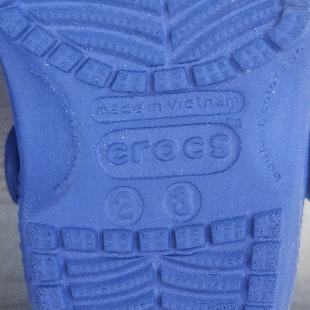 Crocs Classic Clog Baby Toddler SZ 2 3 Slip-On Blue Water Shoes Unisex My First